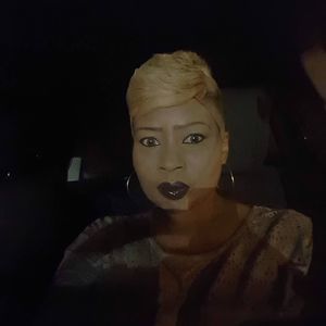 Meet your Posher, Tania